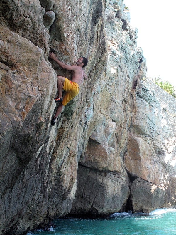 Empieza lo bueno  - Y desde aquí empieza el psicobloque de verdad... Es aquí donde empezamos a apretar los esfínteres :-) 