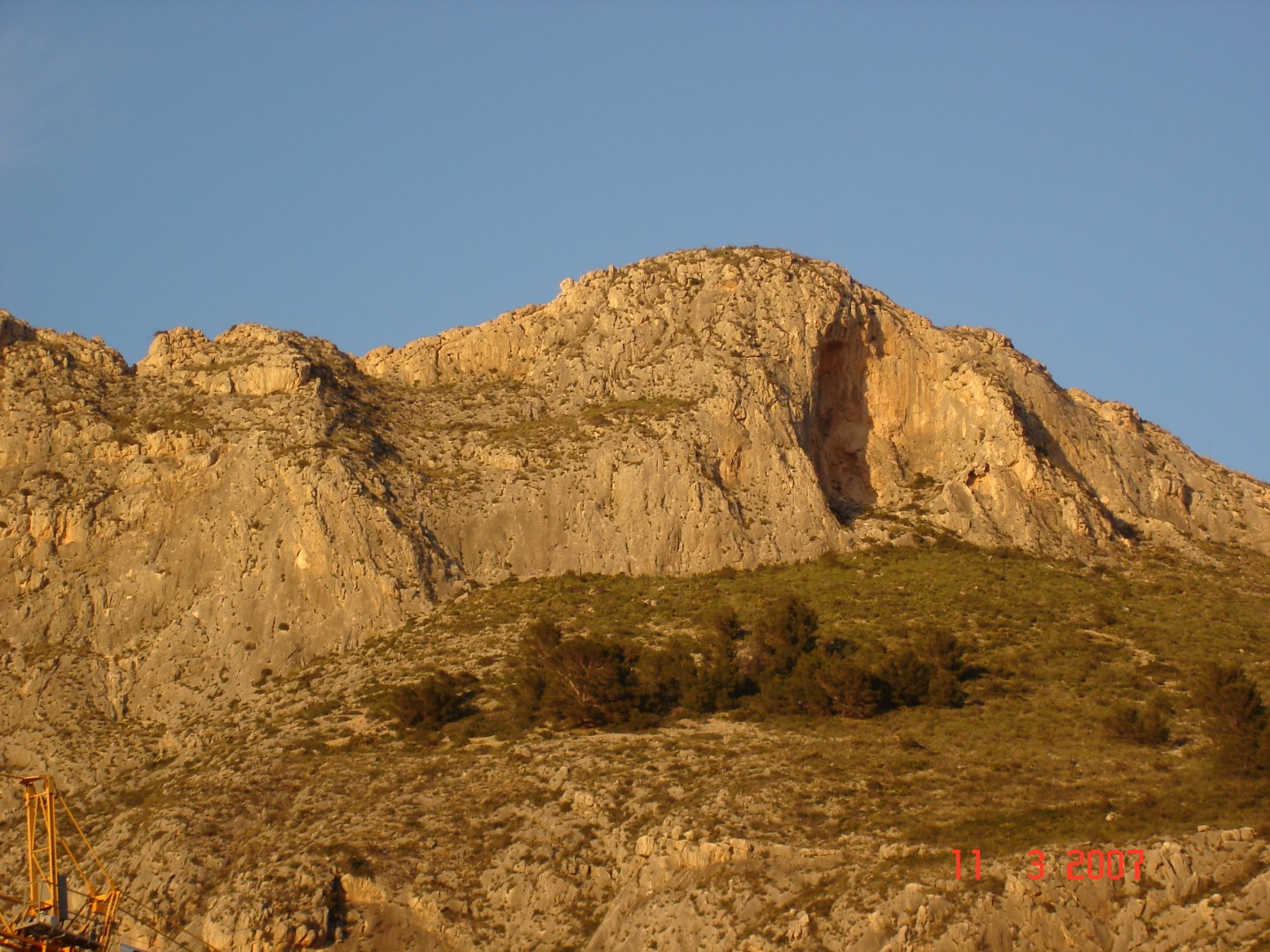 Sierra de Toix  - Impresionante paredón de Toix... Y se escala todo!!!! 