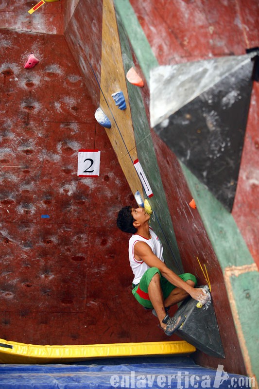 Saiendo  - Final del Campeonato Nacional de Escalada en Ecuador: modalidad bloque 