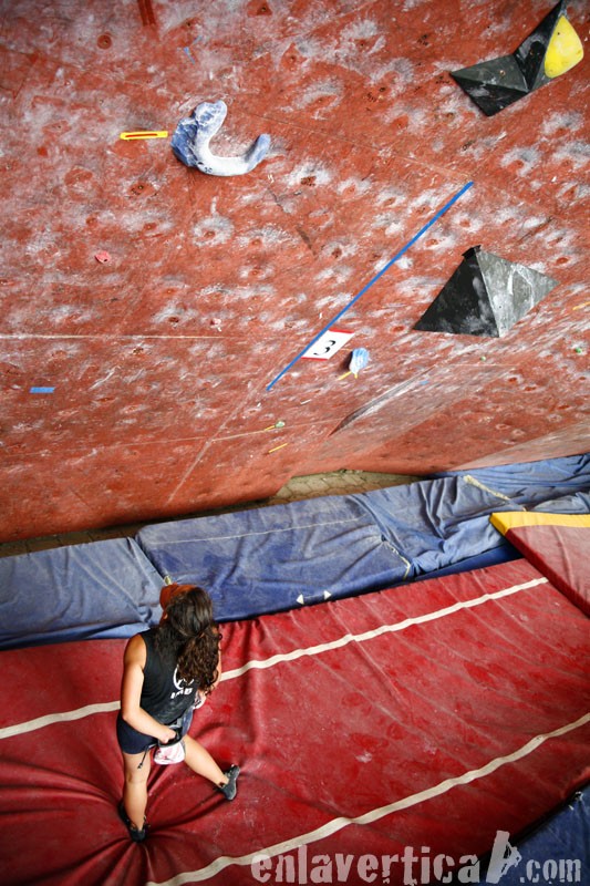 Reflexionando  - Final del Campeonato Nacional de Escalada en Ecuador: modalidad bloque 