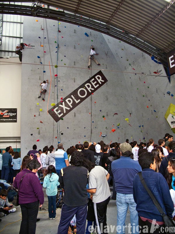 Un muro de Vértigo  - Campeonato escalada en Bloque y dificultad Vértigo 