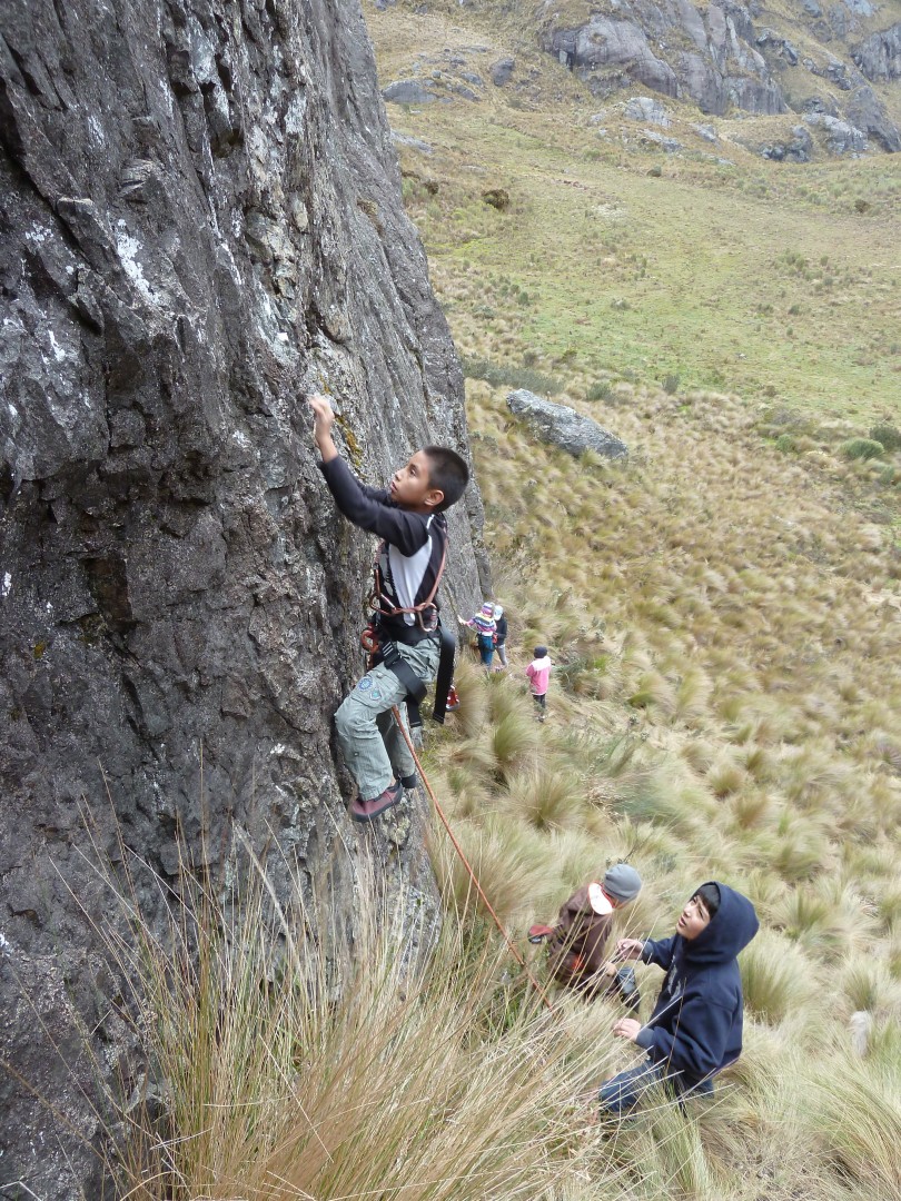 Escalando Toreadora Chica  - Alumnos de la escuela de escalda FDA 