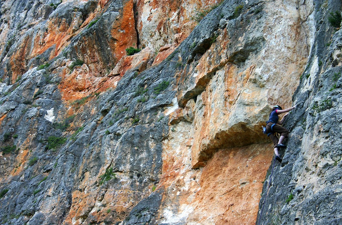 Sara dándolo todo  - Una tarde muy agradable que casi acabó pasada por agua. Un saludo pareja. Espero volveros a ver pronto. 