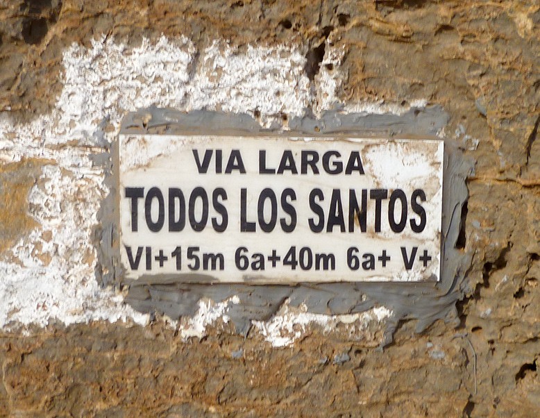 Cartel a pie de vía 