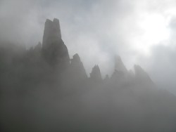 Tenebrosa vista del Galayar