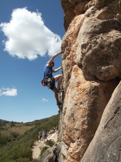 Jesús escalando en Cuchillo