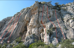 Muro principal (izquierda) 