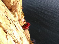 Lore llegando a la cima.