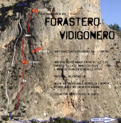Croquis de la vía Forastero Vidigonero  - Reseña sobre fotografía a color de la vía del Paredón del Alguacil, Forastero Vidigonero. 